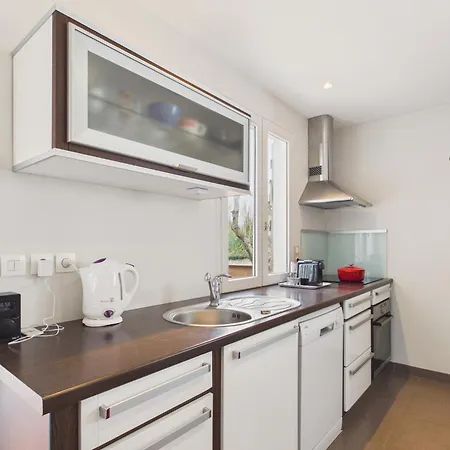 Sejour Pour 8, Jardin, Proche Marais Salants 펜션 *