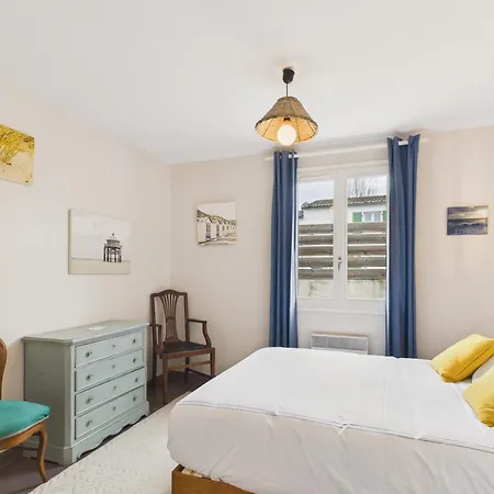 Ferienhaus Sejour Pour 8, Jardin, Proche Marais Salants Ars-en-Ré